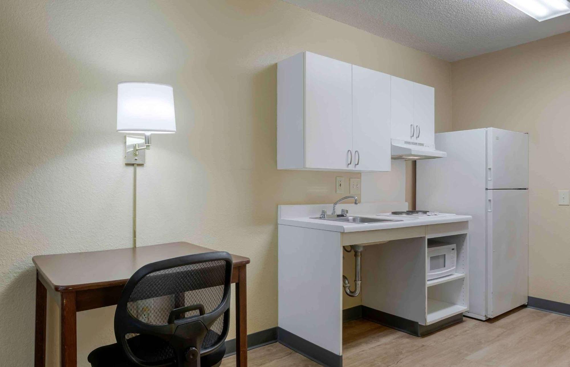 Extended Stay America Suites - Fort Lauderdale - Cypress Creek - Nw 6Th Way Esterno foto
