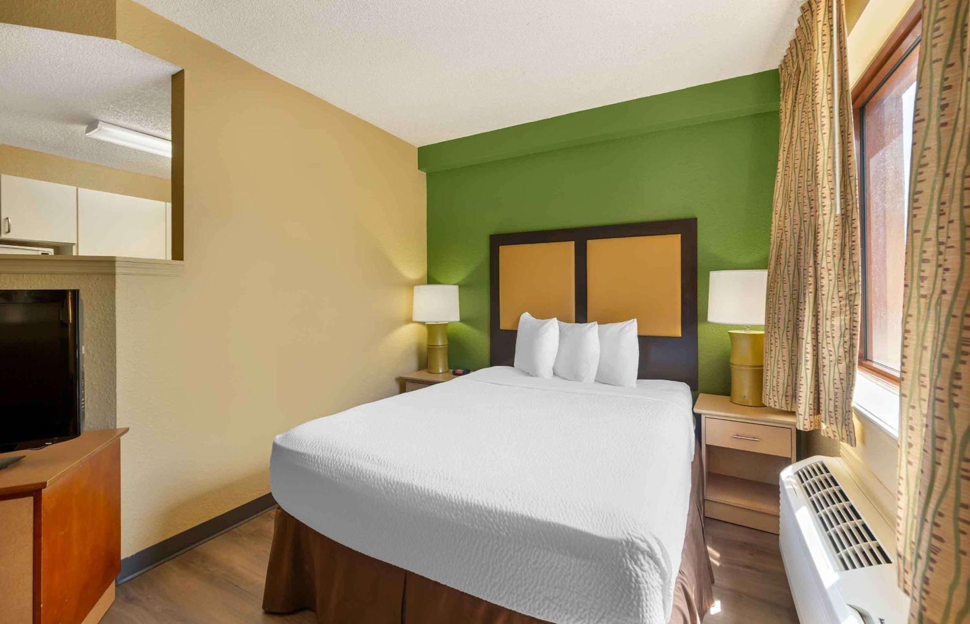 Extended Stay America Suites - Fort Lauderdale - Cypress Creek - Nw 6Th Way Esterno foto
