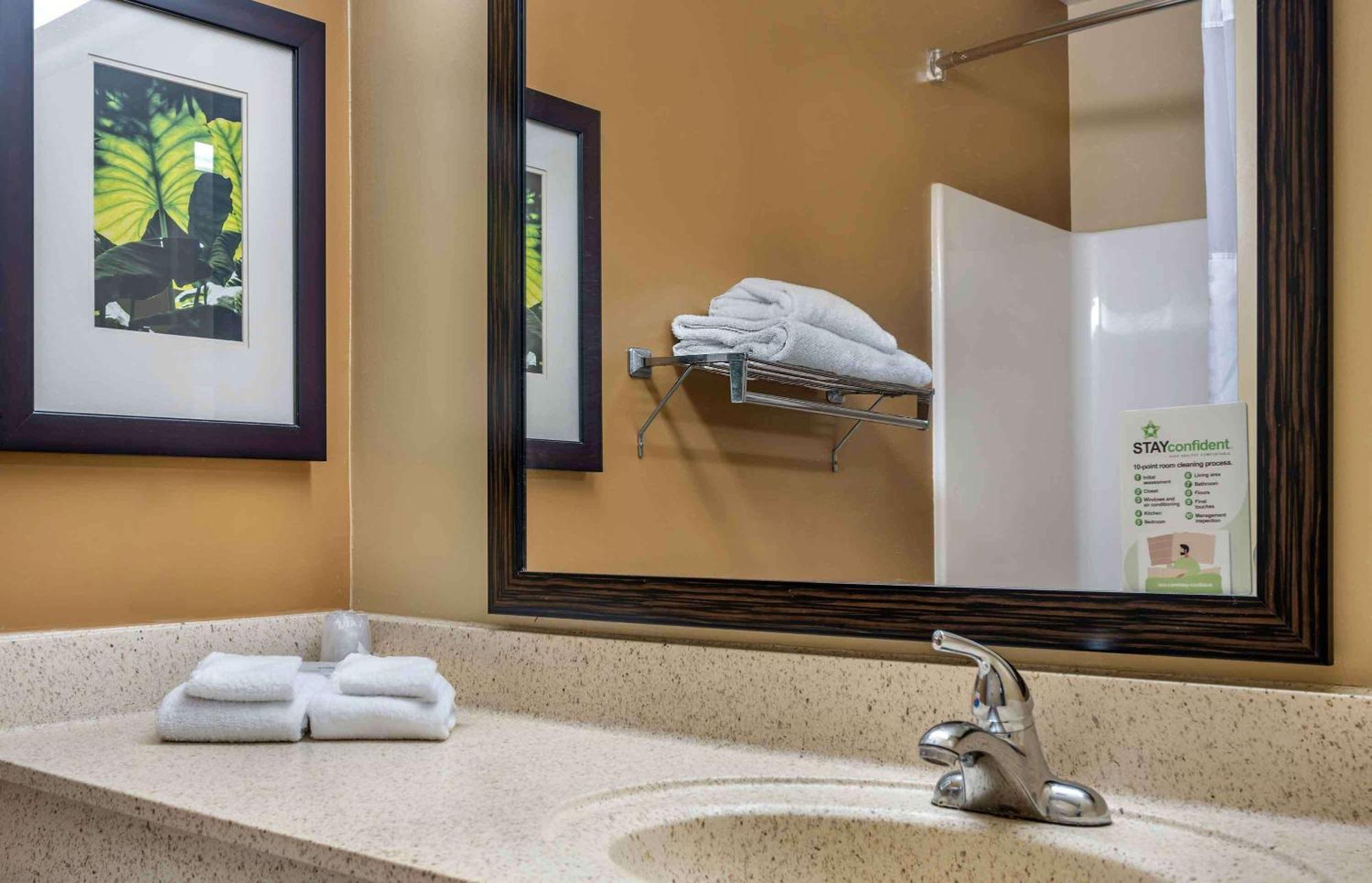Extended Stay America Suites - Fort Lauderdale - Cypress Creek - Nw 6Th Way Esterno foto