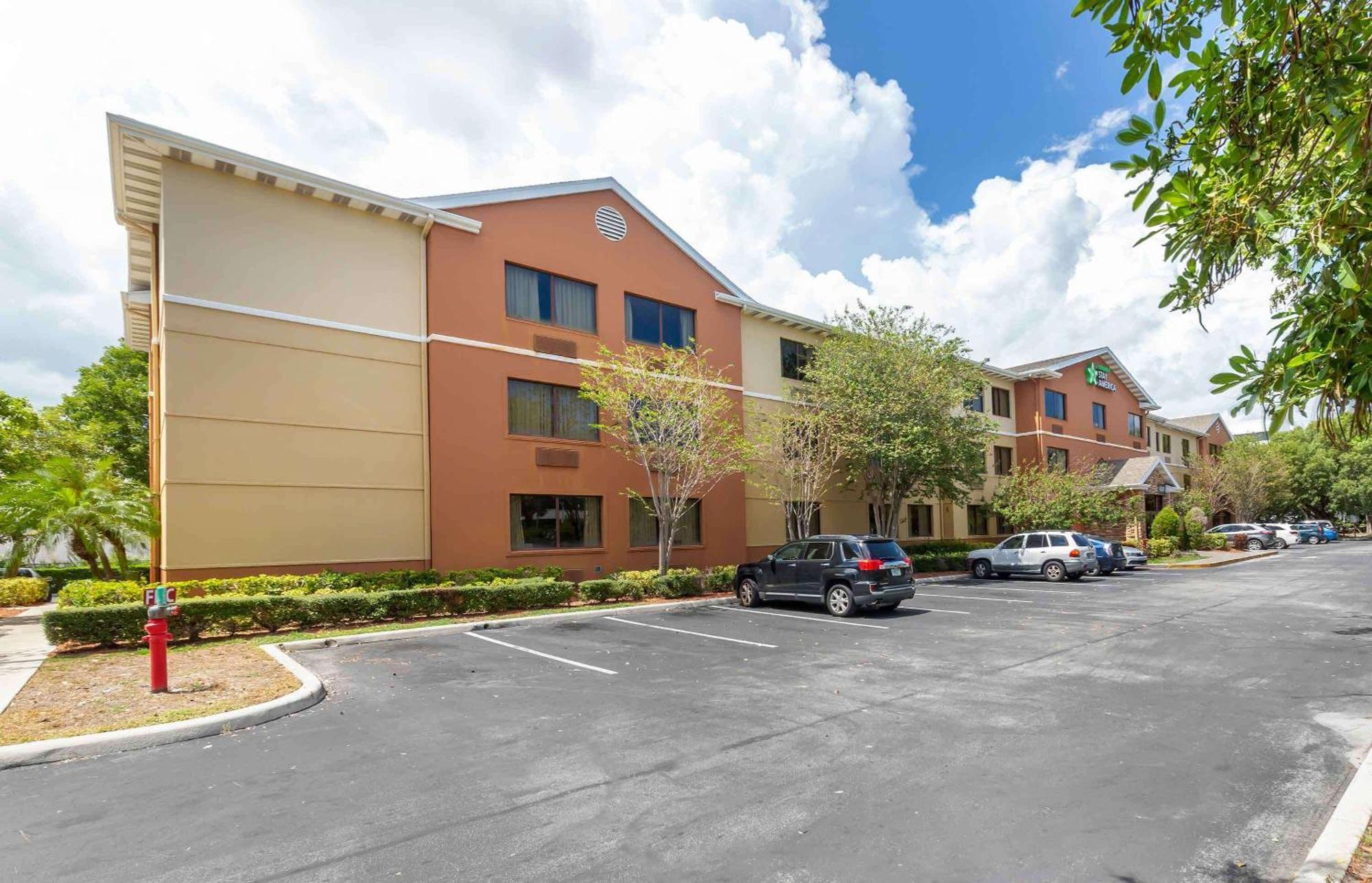 Extended Stay America Suites - Fort Lauderdale - Cypress Creek - Nw 6Th Way Esterno foto